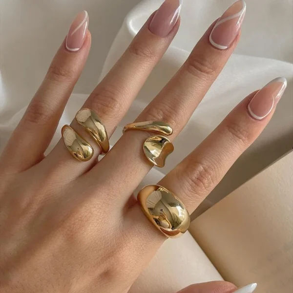 3Pcs Gold Ring Set – Minimalist & Elegant Design – Image 3